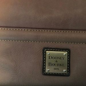 Dooney and Bourke pocketbook
